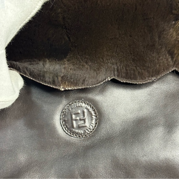 FENDI fur and soft leather clutch bag in coffee brown - Picture 4 of 16